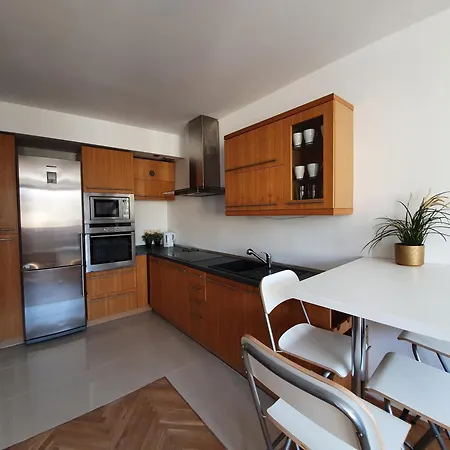 Przy Plazy & Parking Apartamento