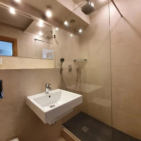 Przy Plazy & Parking Lägenhet