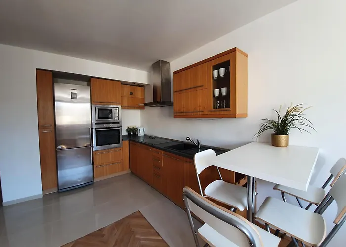 Przy Plazy & Parking Appartement